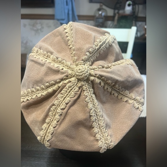 Women’s Crochet Tan Newsboy Hat By Lane Bryant - Picture 5 of 10